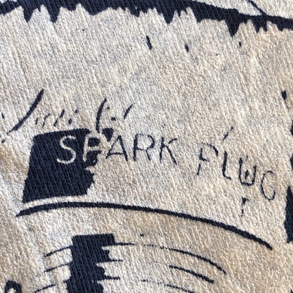 Vintage spark plug design dark blue tee shirt - Picture 4 of 8